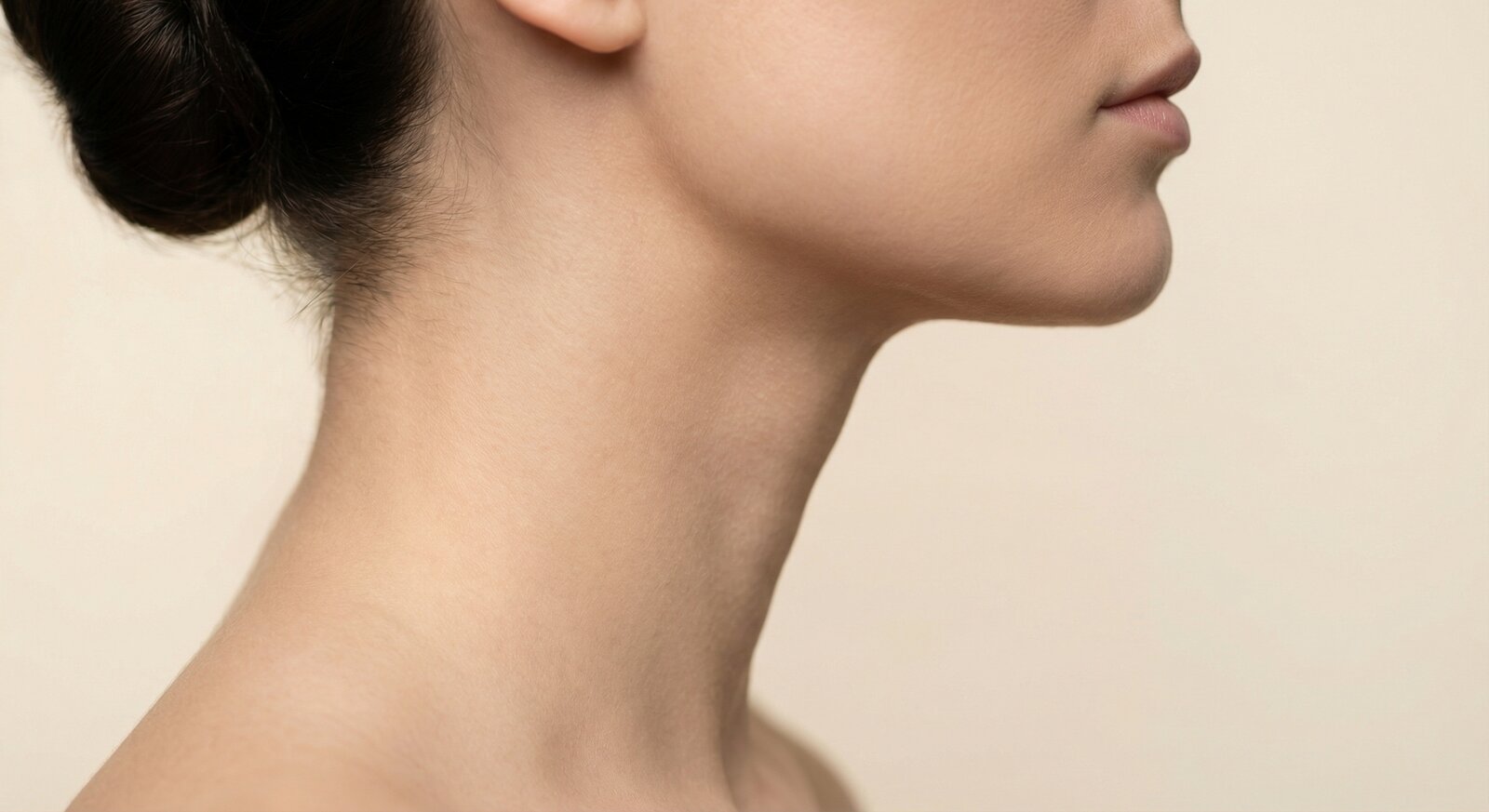 Deep Neck Lift: A Transformação Completa do Pescoço
