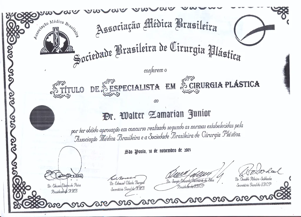 Título de Especialista em Cirurgia Plástica conferido pela AMB e SBCP ao Dr. Walter Zamarian Junior em 2003 (digitalização do original)
